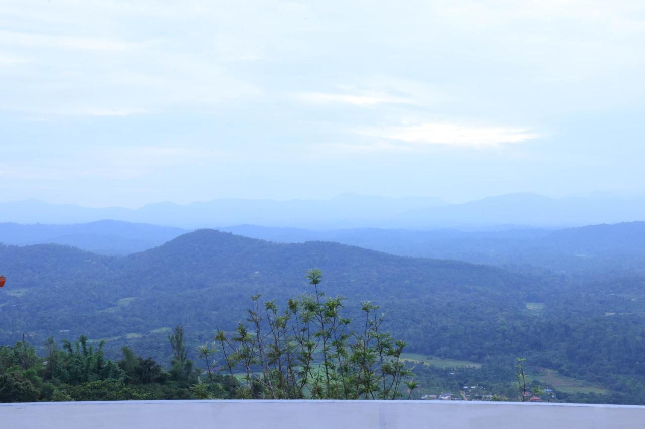 Kollanoor Guest House Madikeri Extérieur photo
