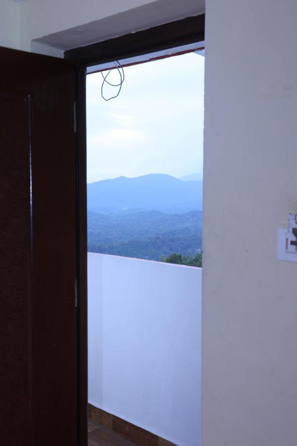 Kollanoor Guest House Madikeri Extérieur photo