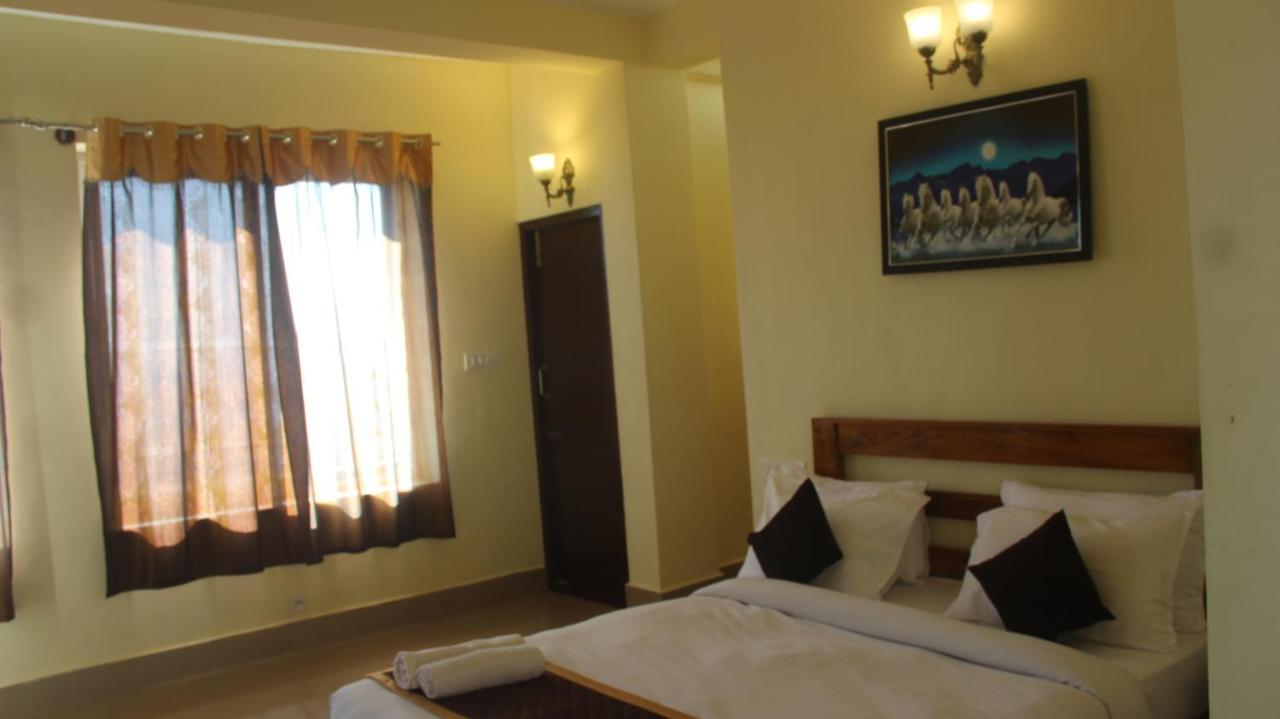 Kollanoor Guest House Madikeri Extérieur photo