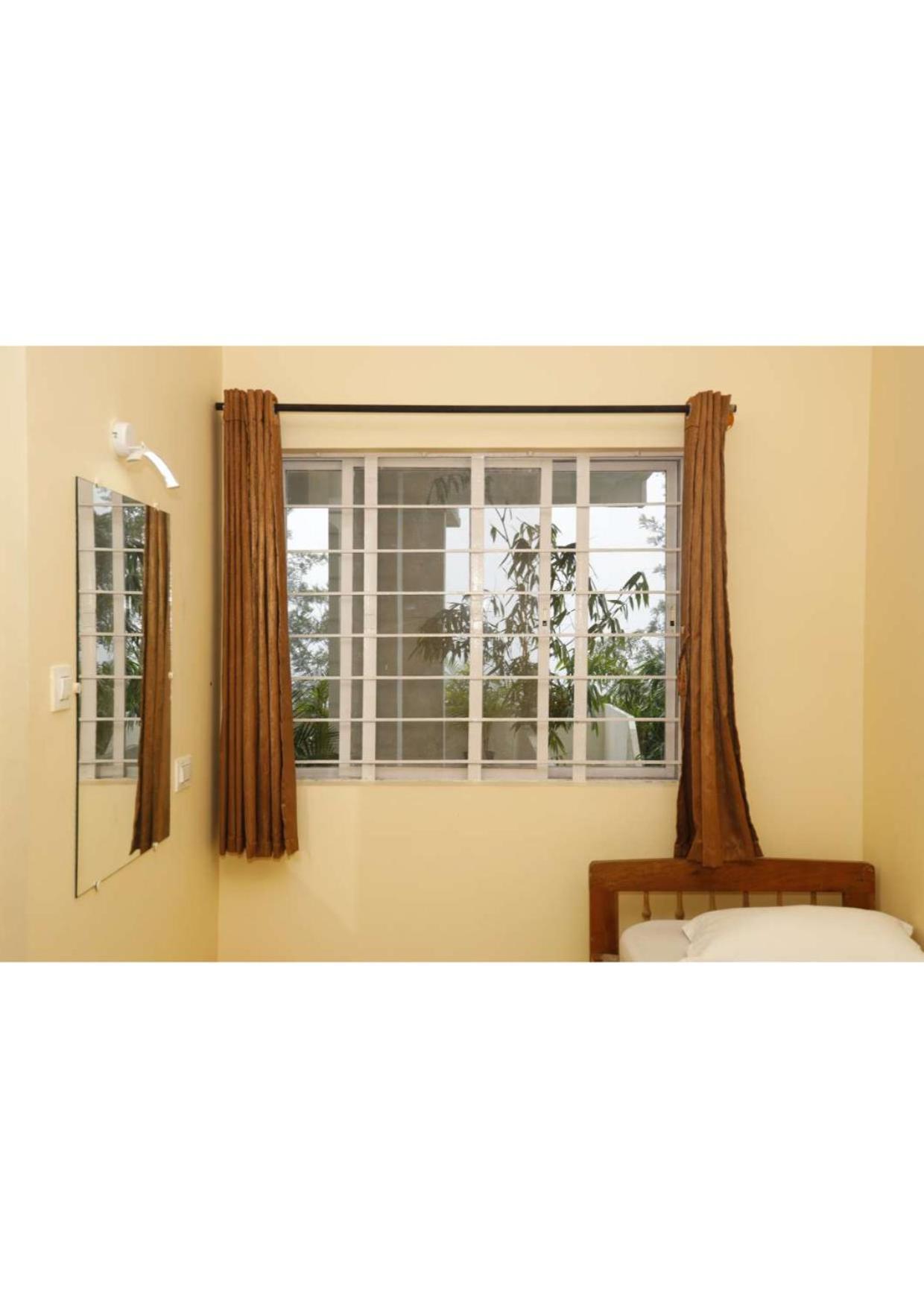 Kollanoor Guest House Madikeri Extérieur photo
