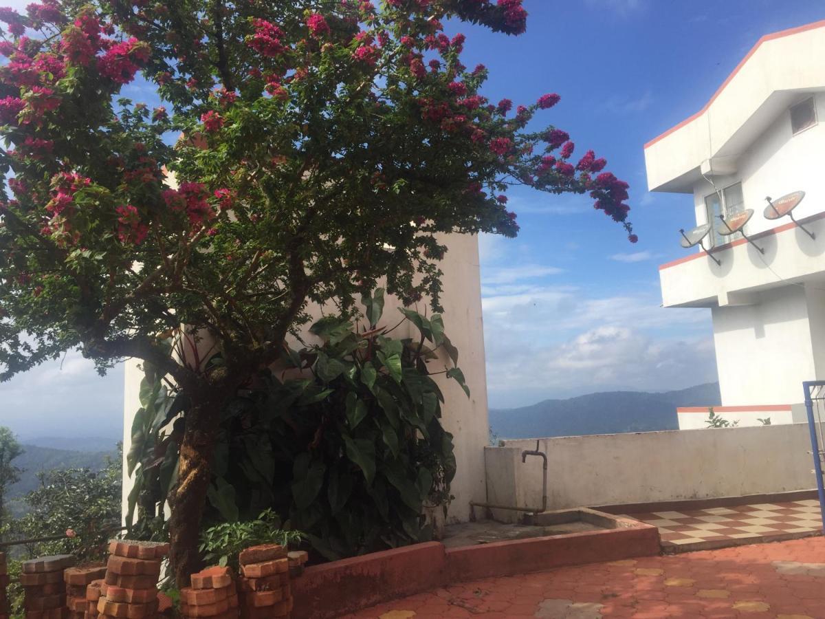 Kollanoor Guest House Madikeri Extérieur photo